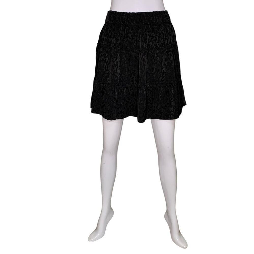 LOFT NWT Tiered Embossed Skirt Heart Print Black Elastic Waistband Full XS